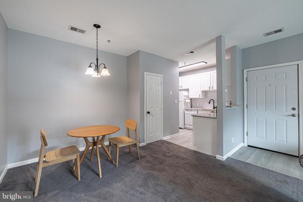 Dining room, Interior, Kitchen, Pendant Lights, Wood Texture Flooring
