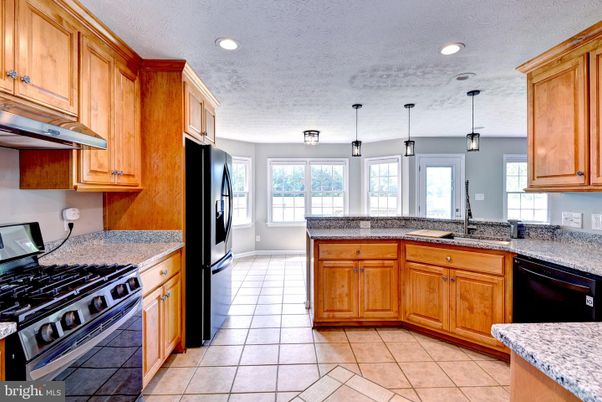 Interior, Kitchen, Pendant Lights, Recessed Lighting