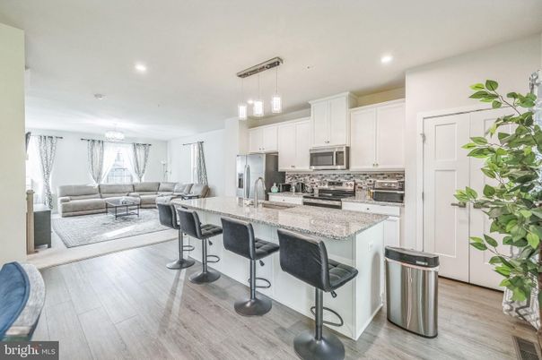 Interior, Kitchen, Living room, Pendant Lights, Recessed Lighting, Stainless Steel Appliances, Wood Texture Flooring
