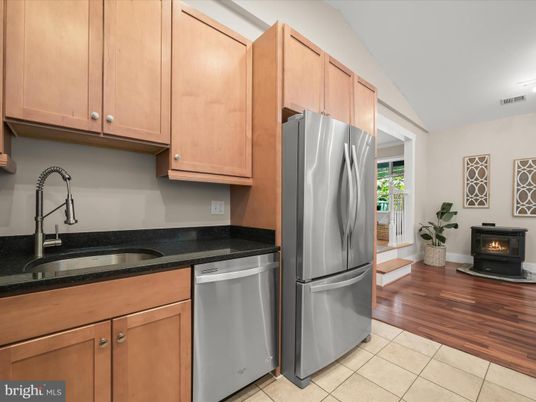 Fireplace, Interior, Kitchen, Wood Texture Flooring