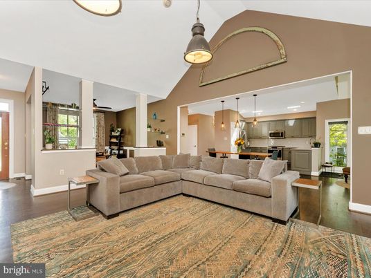 Interior, Kitchen, Living room, Pendant Lights, Recessed Lighting, Wood Texture Flooring