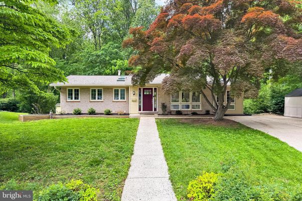 Backyard, Exterior, Facade, Ranch