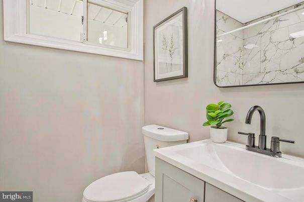 Bathroom, Interior, Marble Walls