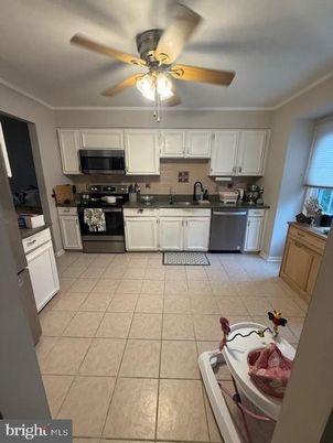 Interior, Kitchen, Stainless Steel Appliances