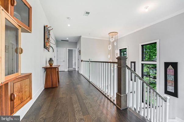 Interior, Pendant Lights, Recessed Lighting, Wood Texture Flooring