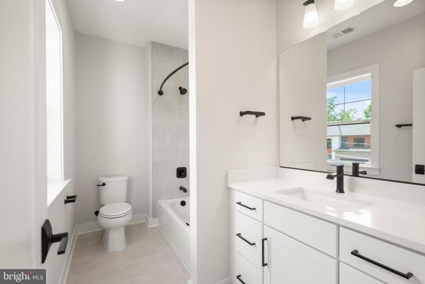 Bathroom, Interior, Recessed Lighting