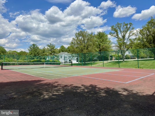 Exterior, Tennis Courts