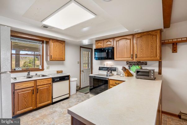 Interior, Kitchen, Recessed Lighting