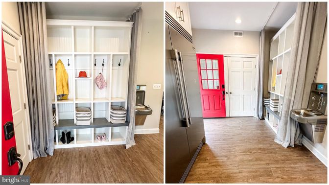 Interior, Recessed Lighting, Walk-in Closets, Wood Texture Flooring
