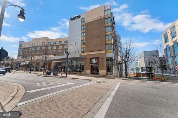 Exterior, Facade, Condo Building