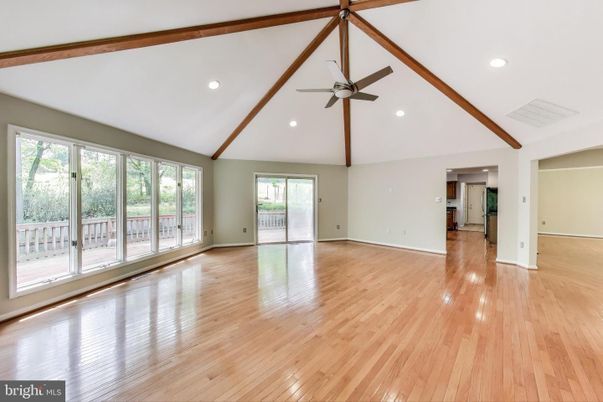 Empty room, Interior, Recessed Lighting, Wooden Beams, Wood Texture Flooring