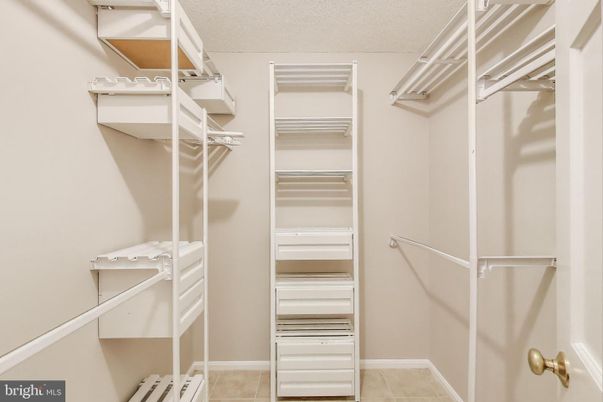 Interior, Walk-in Closets
