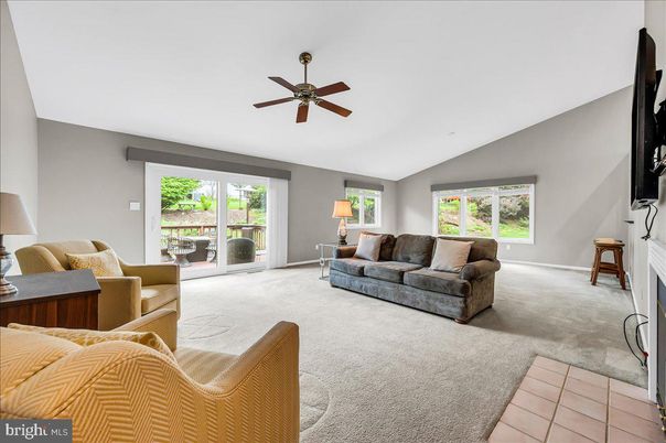 Fireplace, Interior, Living room