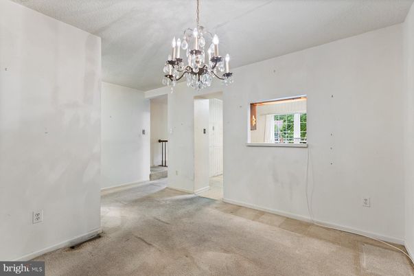 Chandelier, Empty room, Interior