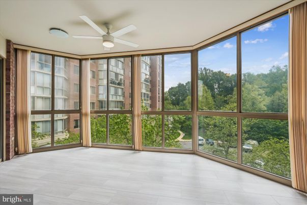 Empty room, Interior, Sun Room