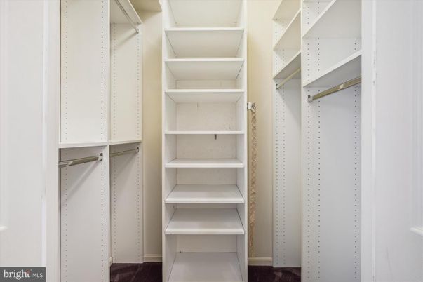 Interior, Walk-in Closets