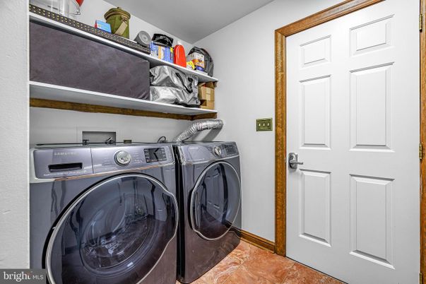 Interior, Washer