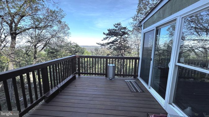 Exterior, Wood Texture Flooring