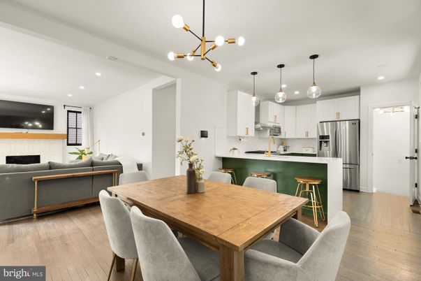 Dining room, Interior, Kitchen, Living room, Pendant Lights, Recessed Lighting, Stainless Steel Appliances, Wood Texture Flooring