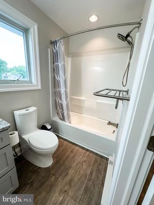 Bathroom, Interior, Recessed Lighting, Wood Texture Flooring
