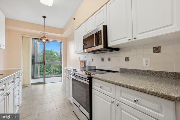 Interior, Kitchen, Pendant Lights