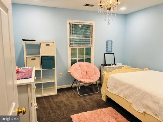 Bedroom, Chandelier, Interior, Recessed Lighting