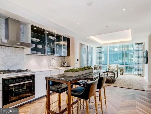 Dining room, Interior, Kitchen, Recessed Lighting, Wood Texture Flooring