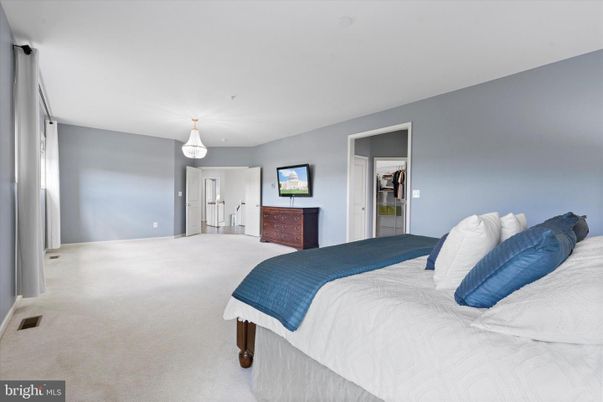 Bedroom, Interior, Pendant Lights