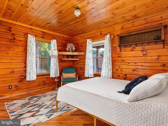 Bedroom, Interior, Wooden Ceilings, Wood Texture Flooring, Wooden Walls