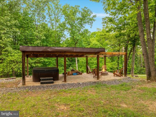 Backyard, Exterior, Hot Tub
