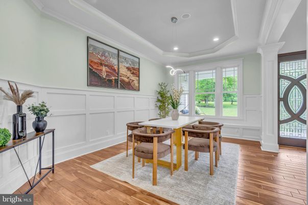 Dining room, Interior, Pendant Lights, Recessed Lighting, Wood Texture Flooring