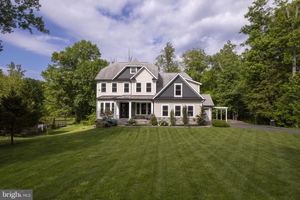 Backyard, Exterior, Facade, Queen Anne Victorian