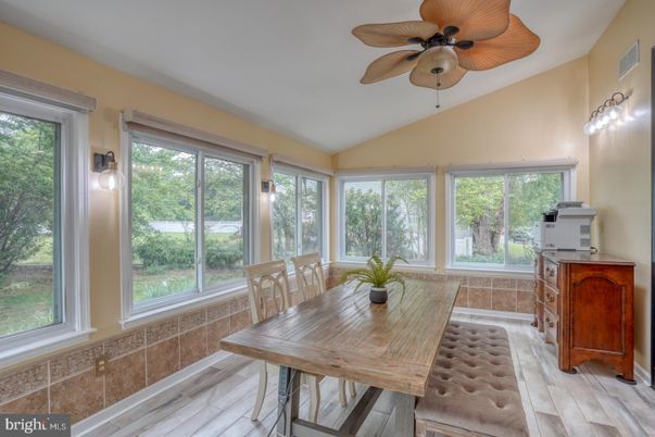 Dining room, Interior, Sun Room, Wood Texture Flooring