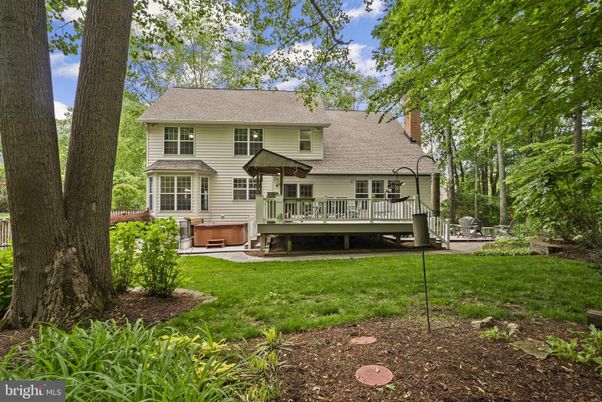 Backyard, Exterior, Hot Tub