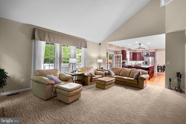 Interior, Kitchen, Living room, Pendant Lights, Recessed Lighting, Stainless Steel Appliances, Wood Texture Flooring