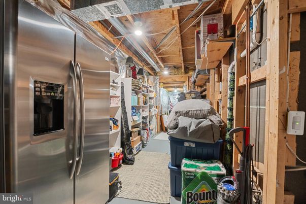 Interior, Stainless Steel Appliances