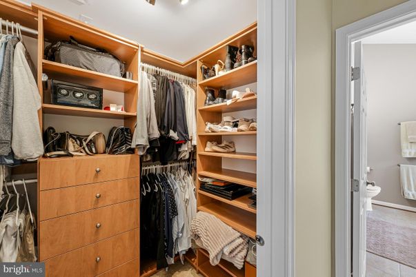 Interior, Walk-in Closets