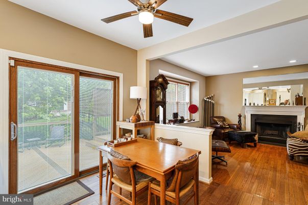 Dining room, Fireplace, Interior, Recessed Lighting, Wood Texture Flooring