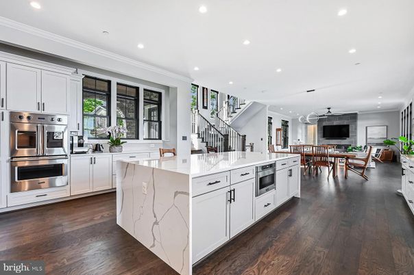 Dining room, Interior, Kitchen, Recessed Lighting, Stainless Steel Appliances, Wood Texture Flooring
