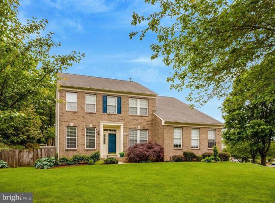 Backyard, Exterior, Facade, Brick Facade, Georgian