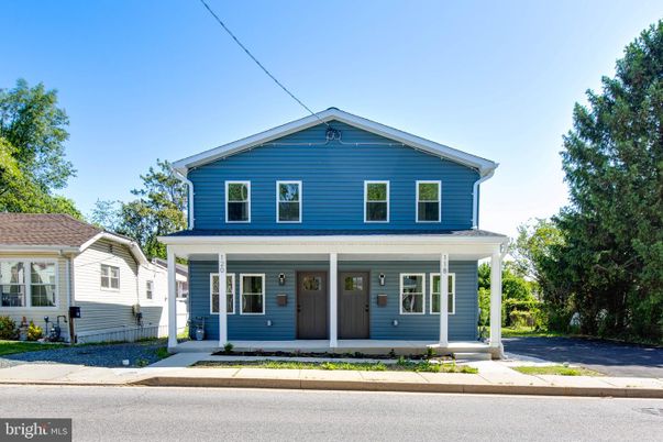Exterior, Facade, American Craftsman