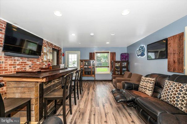 Interior, Living room, Recessed Lighting, Stone Walls, Wood Texture Flooring