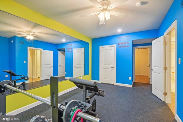 Empty room, Fitness Equipment, Interior, Recessed Lighting