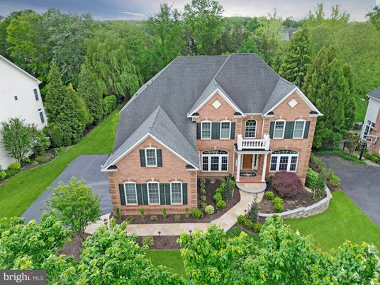 Exterior, Facade, Brick Facade, Brick Traditional
