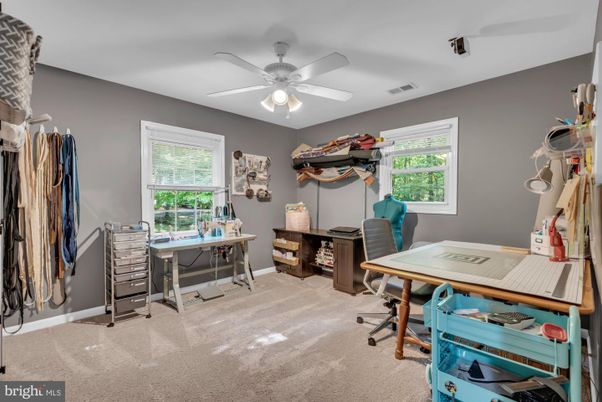 Home Office, Interior