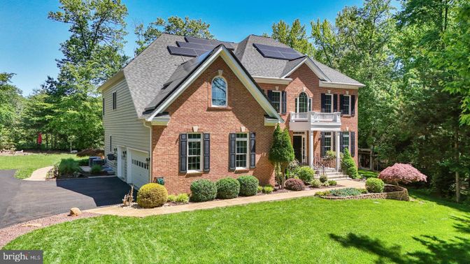 Attached, Exterior, Facade, Brick Facade, Solar Panels, Brick Traditional