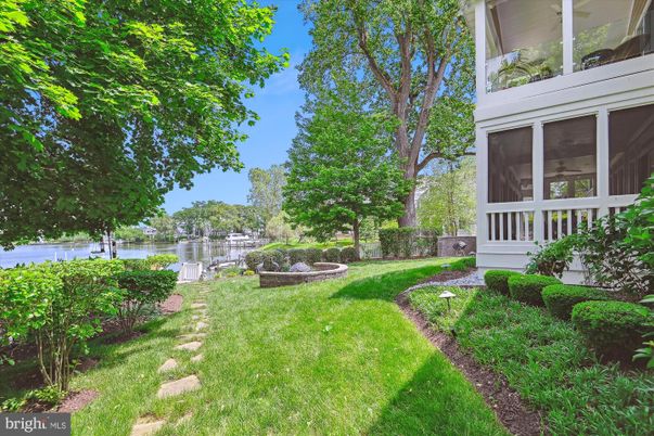 Backyard, Exterior, Water