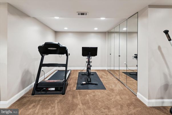 Fitness Equipment, Interior, Recessed Lighting