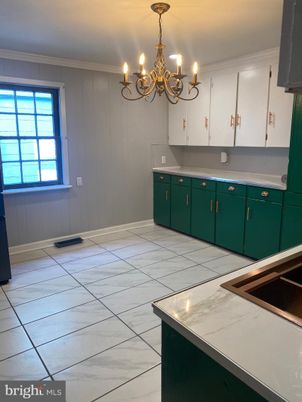 Chandelier, Interior, Kitchen, Marble