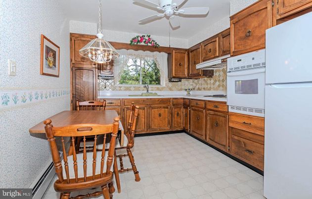 Dining room, Interior, Kitchen, Pendant Lights